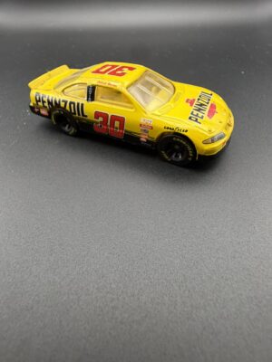1997 Racing Champions #30 Johnny Benson Pennzoil Pontiac Grand Prix 1/64 Diecast