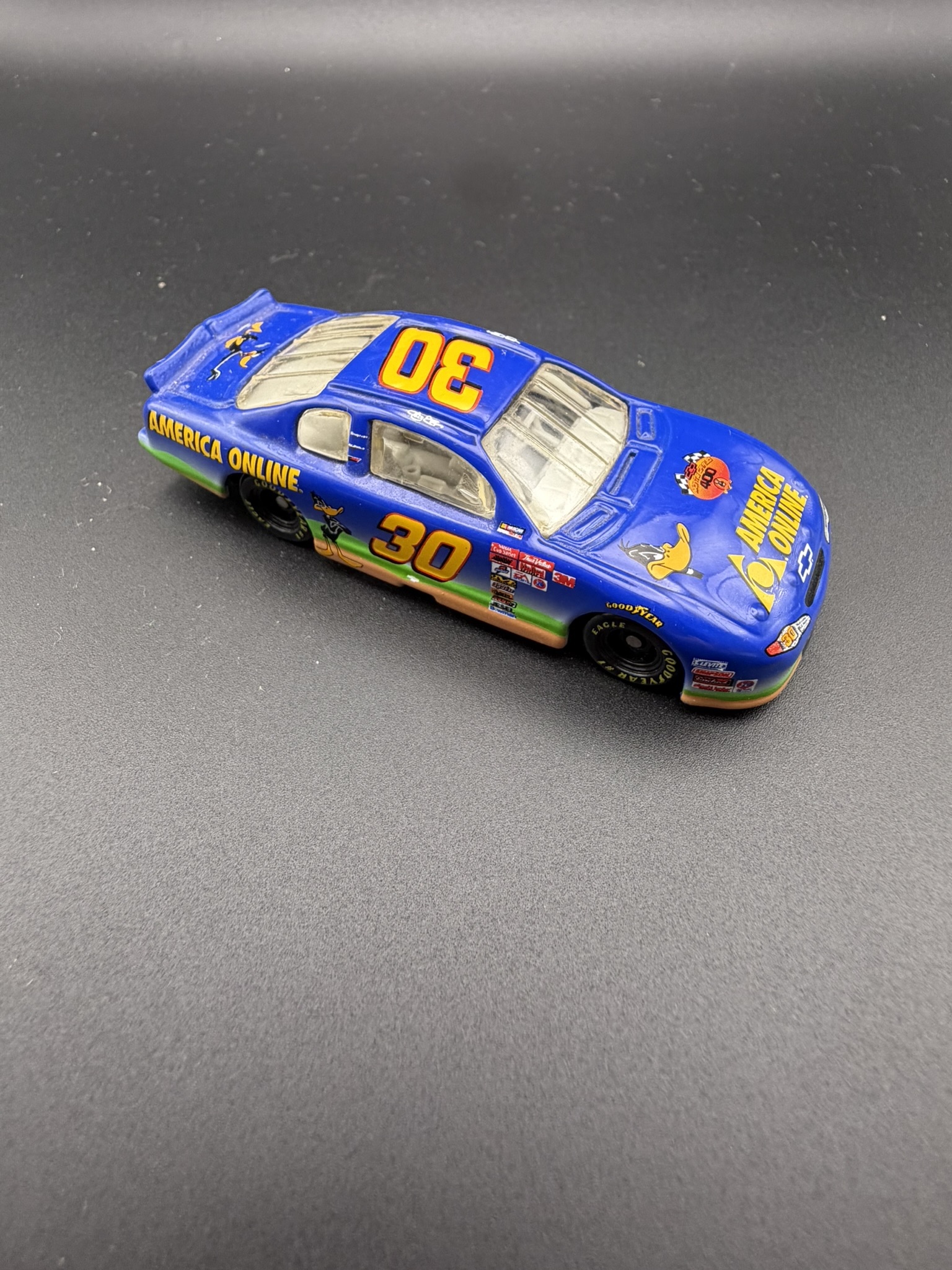 Jeff Green #30 Chevy Monte Carlo Loose Blue Roof Daffy Duck Diecast 1:64 AOL