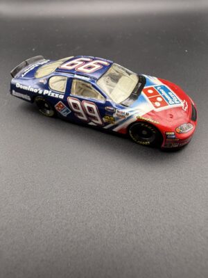 2005 MICHAEL WALTRIP DOMINOS PIZZA CHEVROLET MONTE CARLO 1/64 NASCAR DIECAST